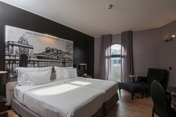 138 Liberdade Hotel