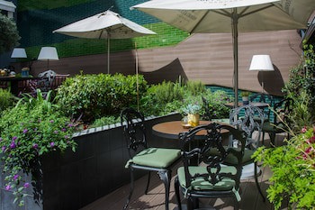 138 Liberdade Hotel