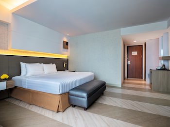 Aston Makassar Hotel & Convention Center