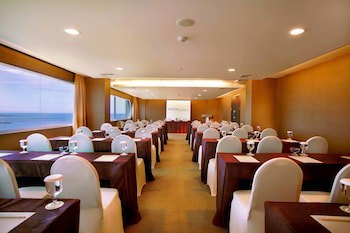 Aston Makassar Hotel & Convention Center