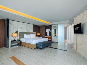 Aston Makassar Hotel & Convention Center
