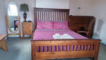 Designer Cottage B&B