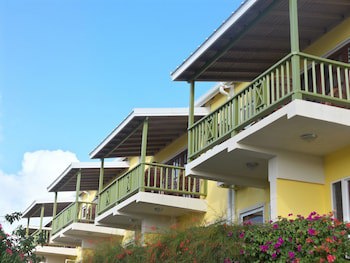 Grooms Beach Villa & Resort