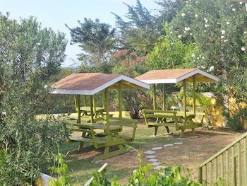 Grooms Beach Villa & Resort