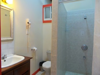 Grooms Beach Villa & Resort