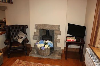 The Manifold Inn