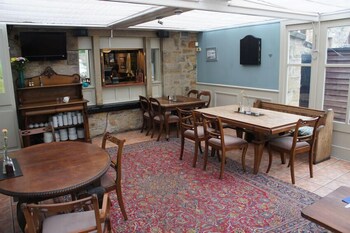 The Manifold Inn