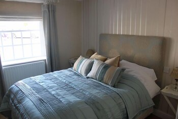 The Manifold Inn