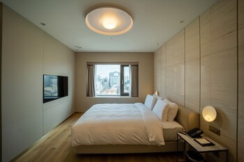 Eliena Hotel