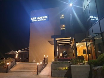 Asia Lakeside Hotel