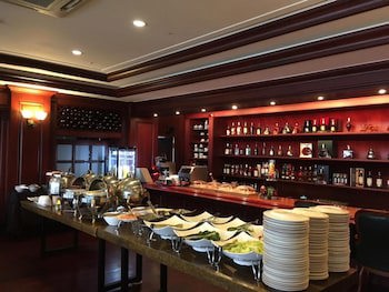 Asia Lakeside Hotel