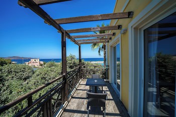 Porto Kalamaki Hotel galeri fotoğrafı