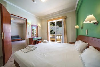 Porto Kalamaki Hotel galeri fotoğrafı