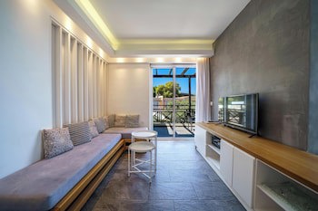 Porto Kalamaki Hotel galeri fotoğrafı