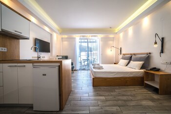 Porto Kalamaki Hotel galeri fotoğrafı