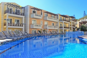 Porto Kalamaki Hotel