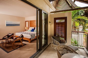 Paradis Beachcomber Golf Resort & Spa