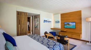 Paradis Beachcomber Golf Resort & Spa