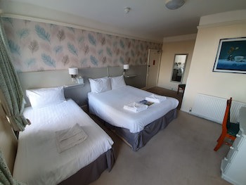 Alexandra Hotel
