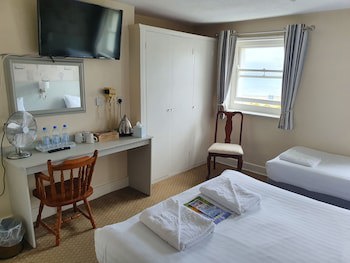 Alexandra Hotel