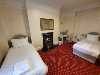 Alexandra Hotel