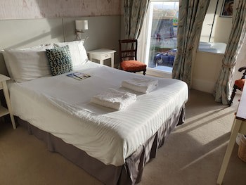 Alexandra Hotel