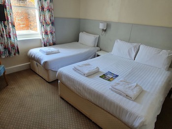Alexandra Hotel