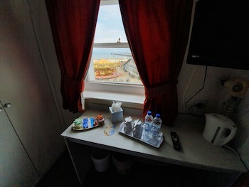 Alexandra Hotel