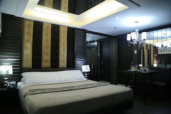 Victoria Court Las Pinas