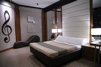 Victoria Court Las Pinas
