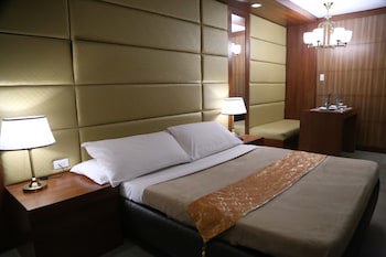 Victoria Court Las Pinas