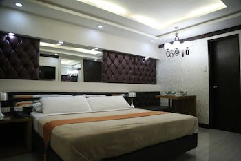 Victoria Court Las Pinas