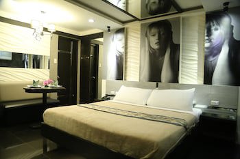 Victoria Court Las Pinas