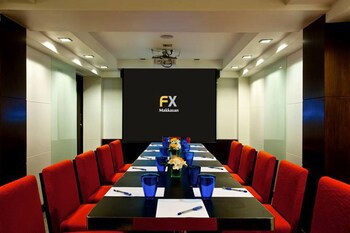 Fx Hotel Metrolink Makkasan