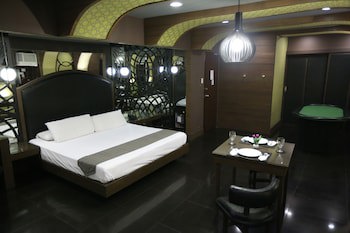 Victoria Court North Edsa - Caloocan