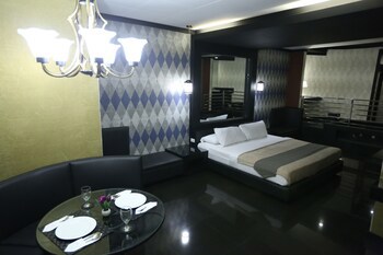 Victoria Court North Edsa - Caloocan