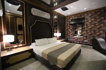 Victoria Court North Edsa - Caloocan