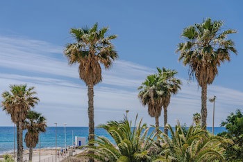 Port Europa Hotel