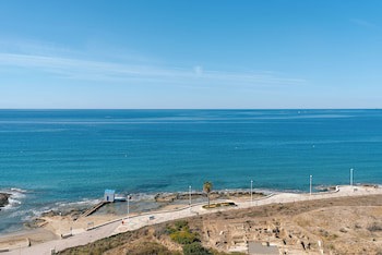 Port Europa Hotel