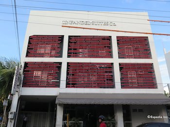 Cinfandel Suites