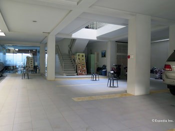 Cinfandel Suites