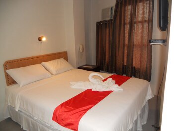 Cinfandel Suites