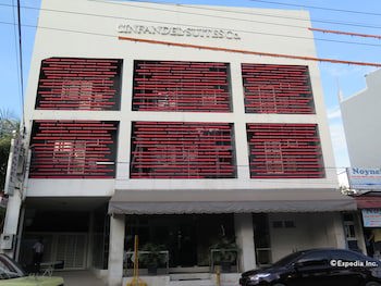 Cinfandel Suites