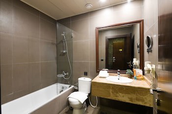 Reston Hotel