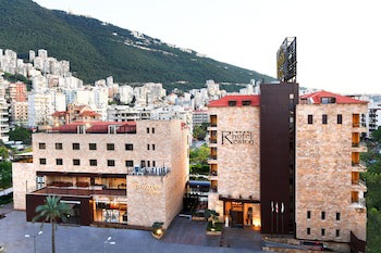 Reston Hotel
