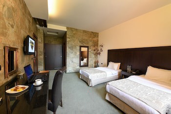 Reston Hotel