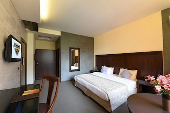 Reston Hotel