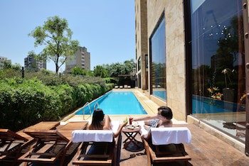 Reston Hotel
