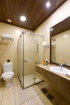 Reston Hotel
