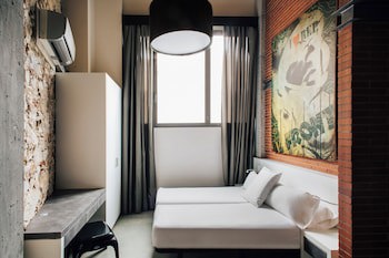 Barcelona Apartment Republica